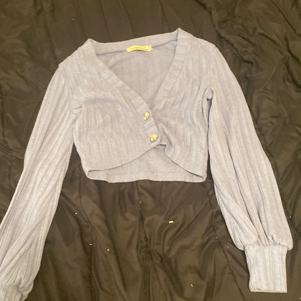 Size L light blue cropped cardigan
